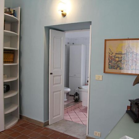 Casa Vacanza Icaros, Ortigia Hictoric Center, 200 Mt From The Beach Syrakusa Exteriör bild