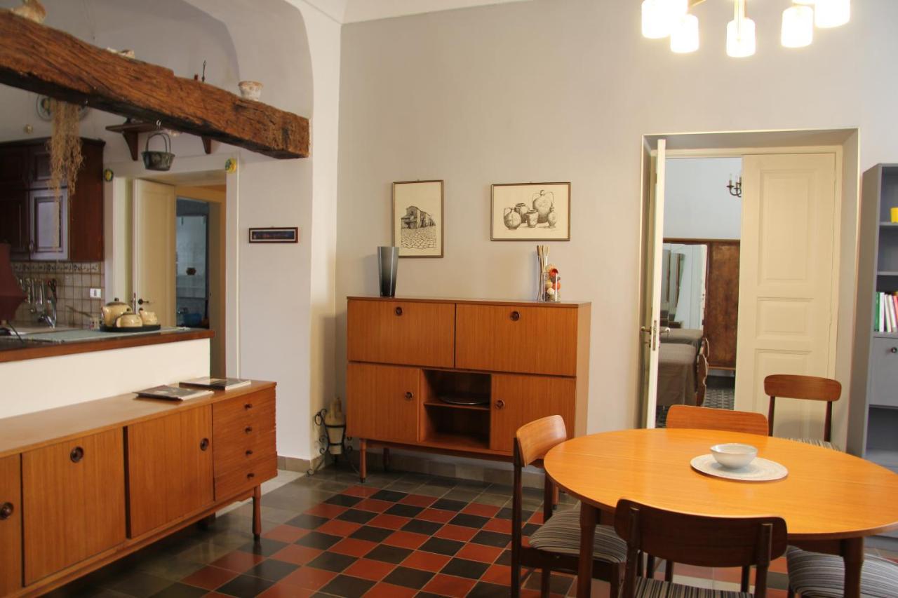 Casa Vacanza Icaros, Ortigia Hictoric Center, 200 Mt From The Beach Syrakusa Exteriör bild