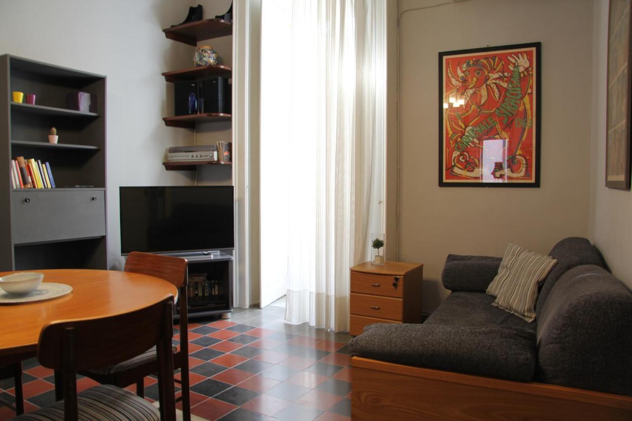Casa Vacanza Icaros, Ortigia Hictoric Center, 200 Mt From The Beach Syrakusa Exteriör bild